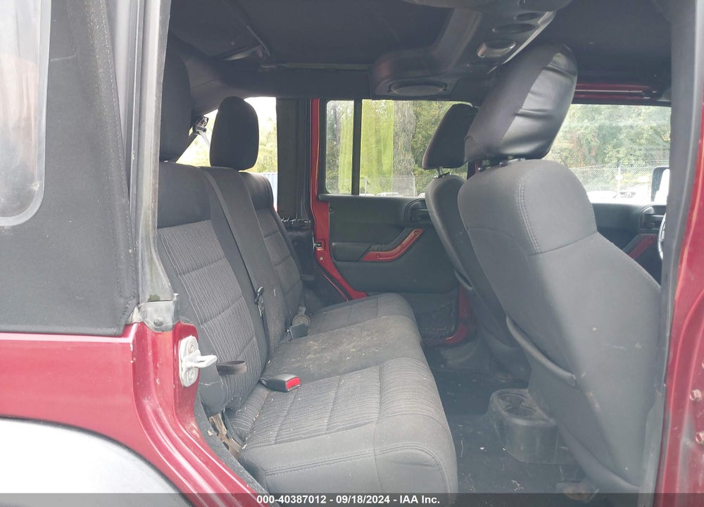 2012 JEEP WRANGLER UNLIMITED SPORT VIN: 1C4BJWDG2CL215060