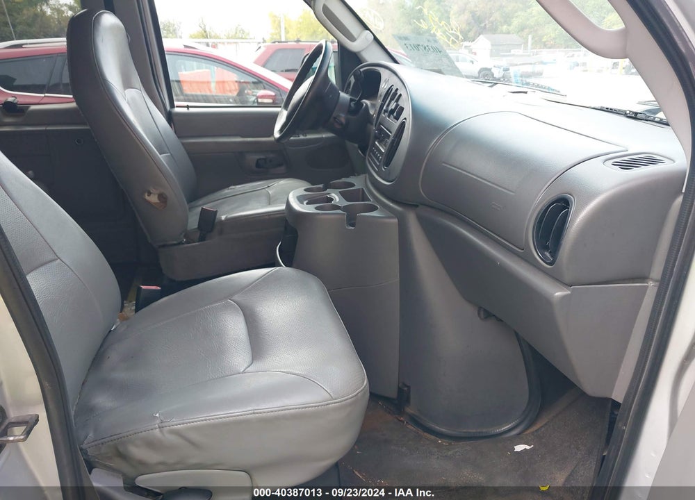 2008 FORD E-350 SUPER DUTY XL/XLT VIN: 1FBNE31L68DB58112
