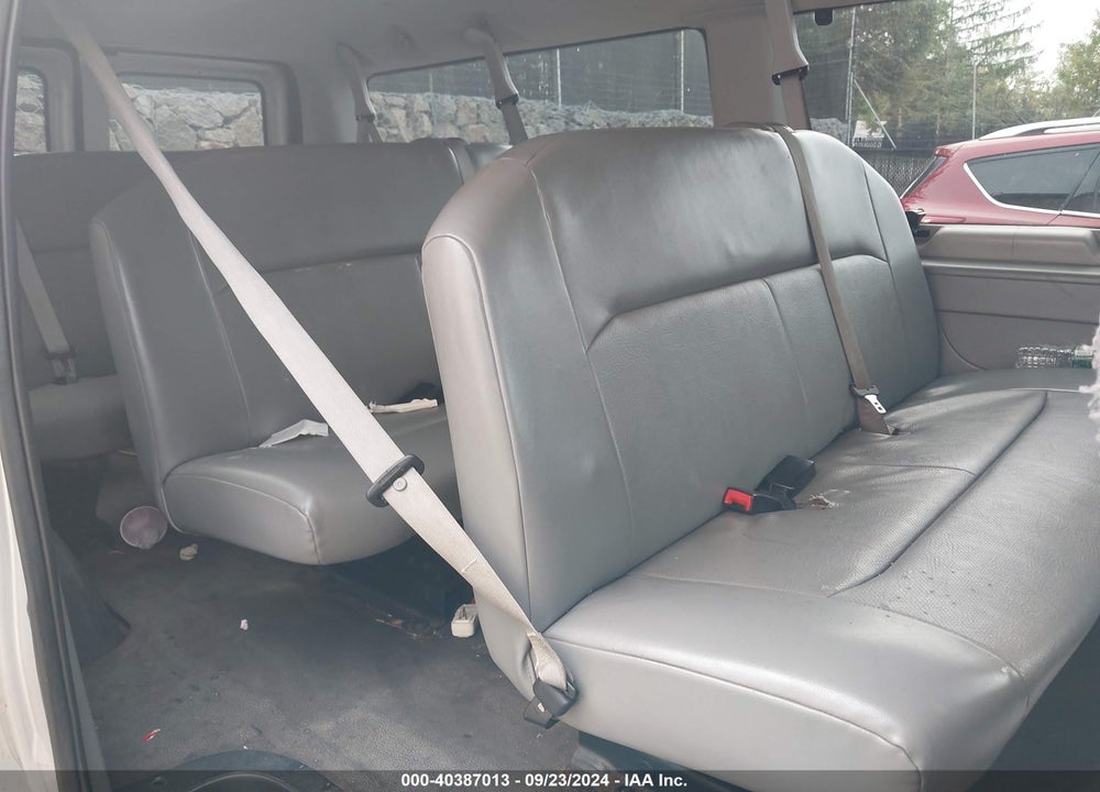 2008 FORD E-350 SUPER DUTY XL/XLT VIN: 1FBNE31L68DB58112