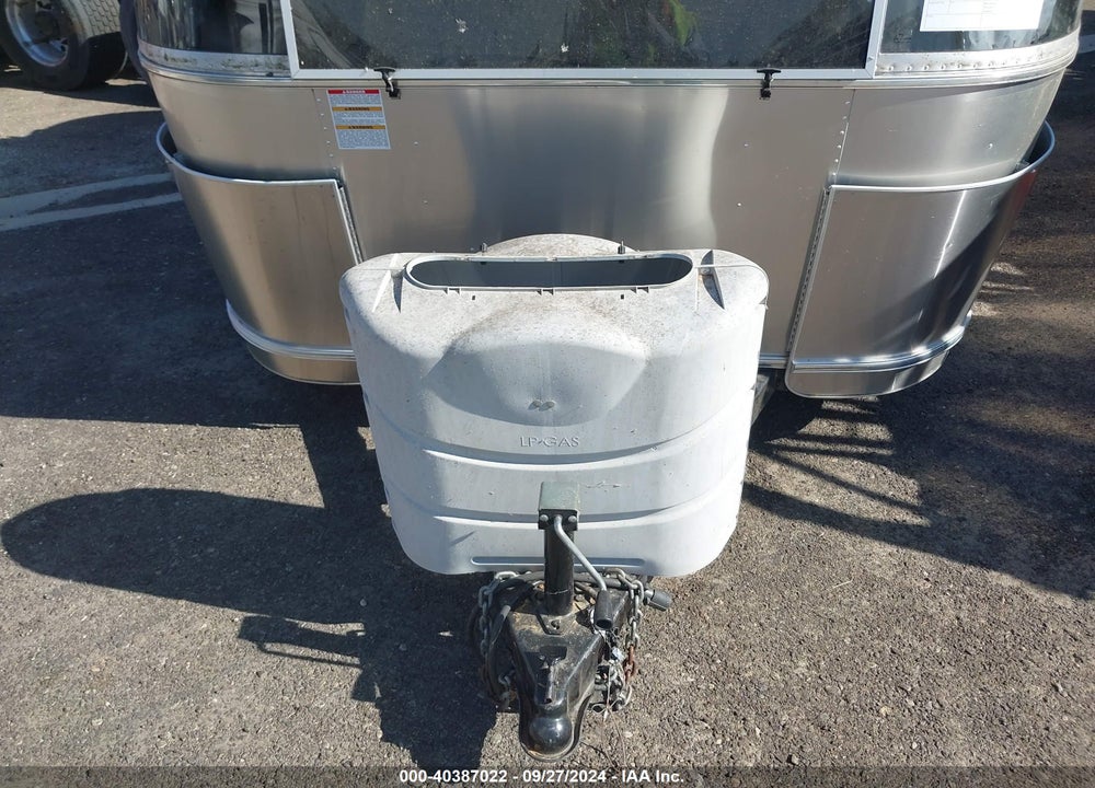 2015 AIRSTREAM OTHER VIN: 1STHRAC15FJ532822