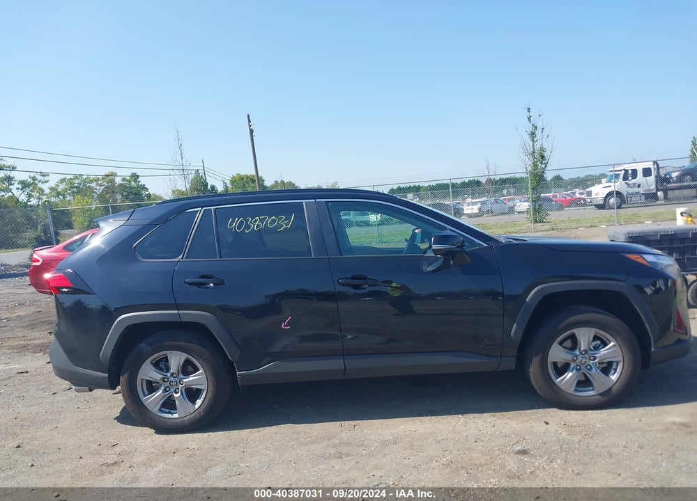 2024 TOYOTA RAV4 HYBRID XLE VIN: 2T3RWRFV1RW203114