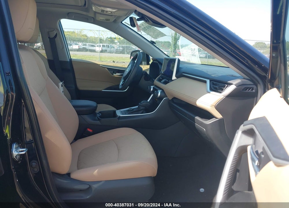 2024 TOYOTA RAV4 HYBRID XLE VIN: 2T3RWRFV1RW203114