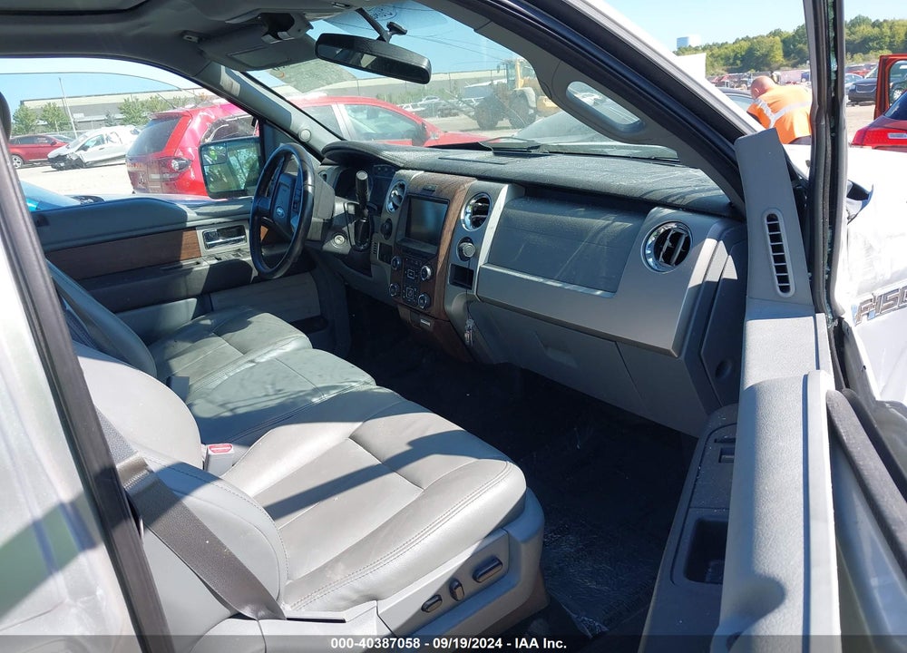 2014 FORD F-150 LARIAT VIN: 1FTFW1ET2EFB97579