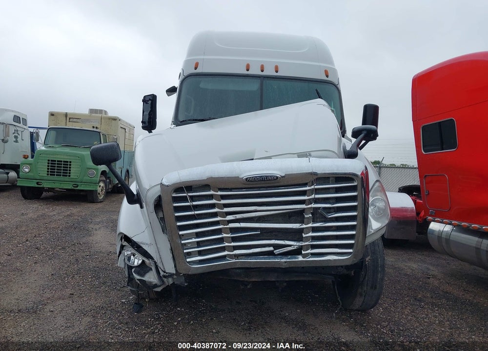 2016 FREIGHTLINER CASCADIA 125 VIN: 3AKJGLD54GSHP9659