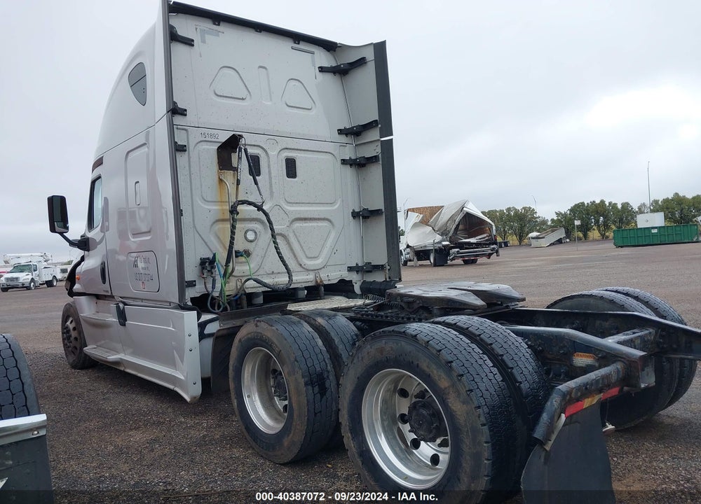 2016 FREIGHTLINER CASCADIA 125 VIN: 3AKJGLD54GSHP9659