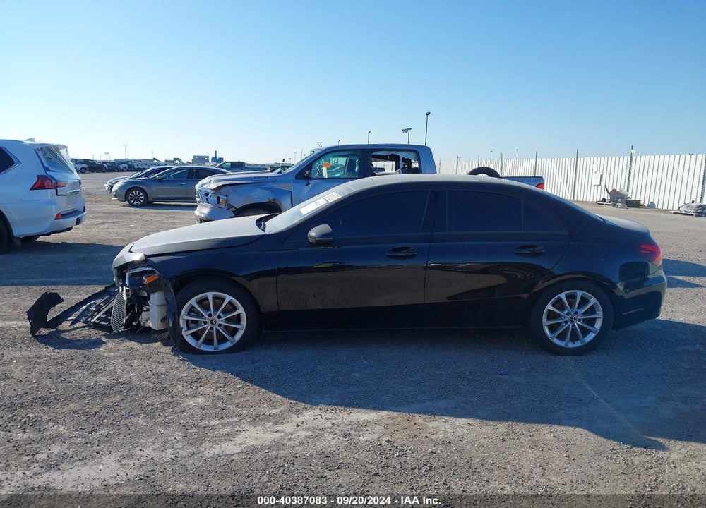 2019 MERCEDES-BENZ A 220 VIN: WDD3G4EB3KW020159