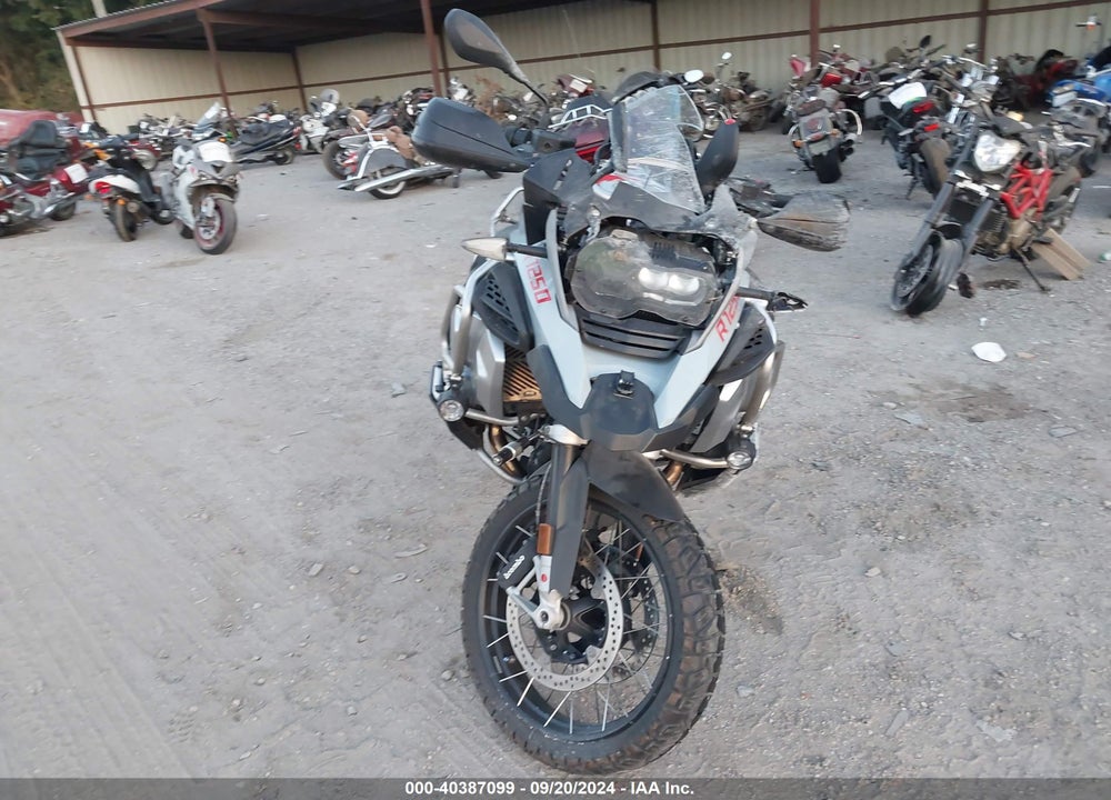 2020 BMW R 1250 GS ADVENTURE VIN: WB10J5307LZF79381