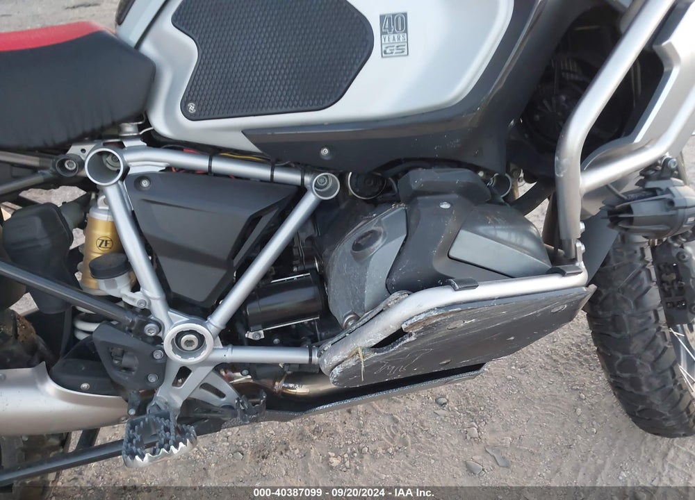 2020 BMW R 1250 GS ADVENTURE VIN: WB10J5307LZF79381
