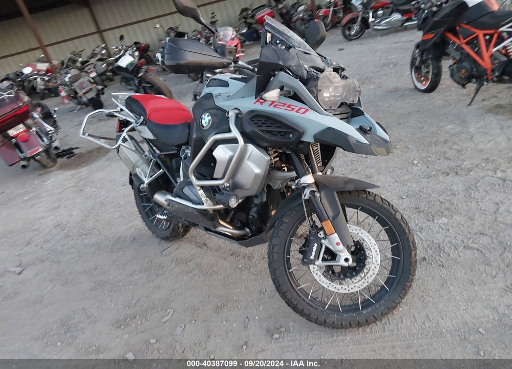 2020 BMW R 1250 GS ADVENTURE VIN: WB10J5307LZF79381