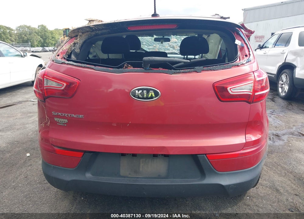 2011 KIA SPORTAGE LX VIN: KNDPB3A25B7027988