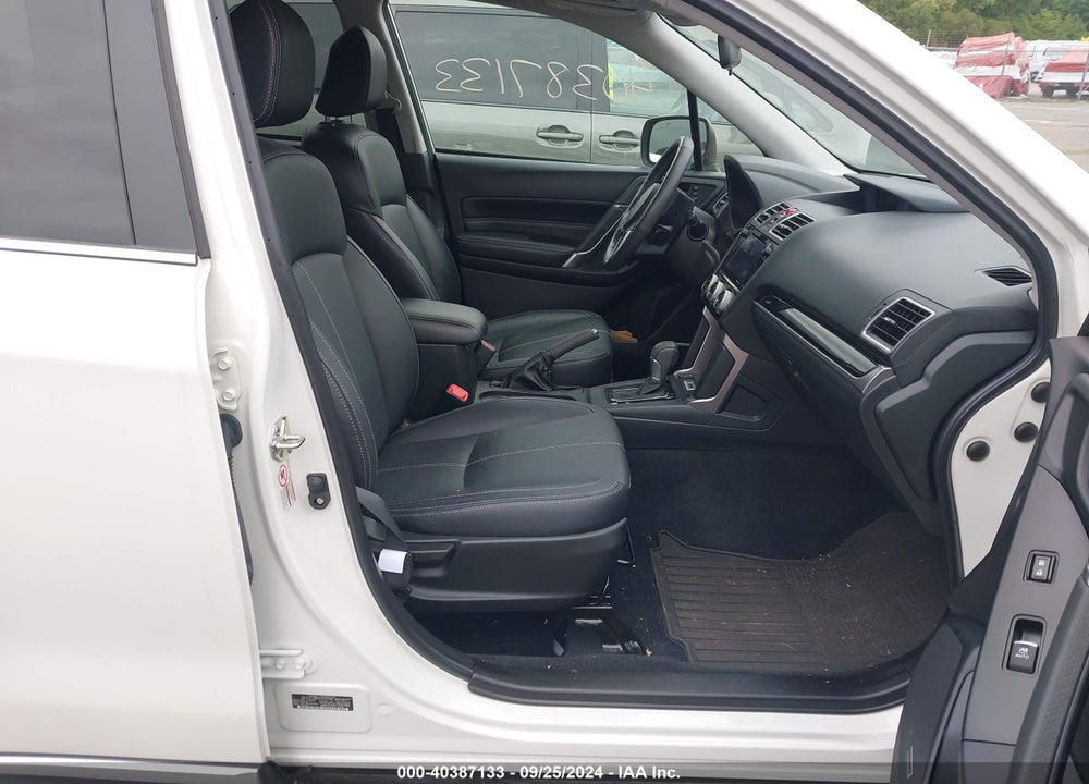2018 SUBARU FORESTER 2.5I TOURING VIN: JF2SJAWC0JH592808