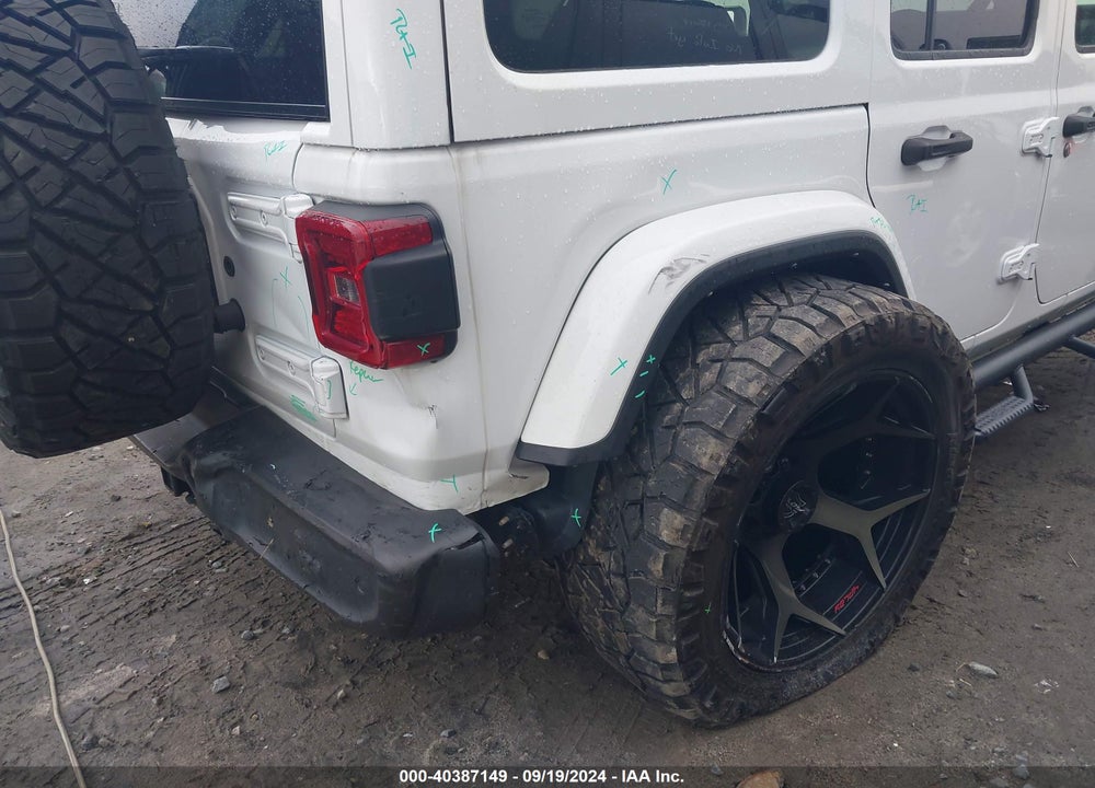 2021 JEEP WRANGLER UNLIMITED SAHARA 4X4 VIN: 1C4HJXEN4MW728131