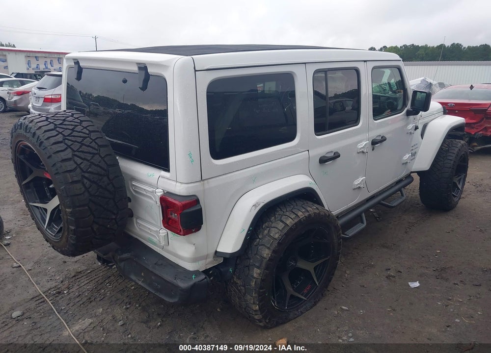 2021 JEEP WRANGLER UNLIMITED SAHARA 4X4 VIN: 1C4HJXEN4MW728131