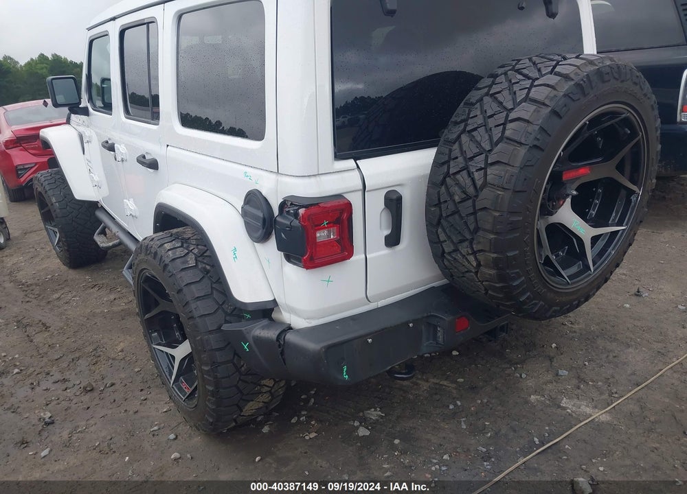 2021 JEEP WRANGLER UNLIMITED SAHARA 4X4 VIN: 1C4HJXEN4MW728131