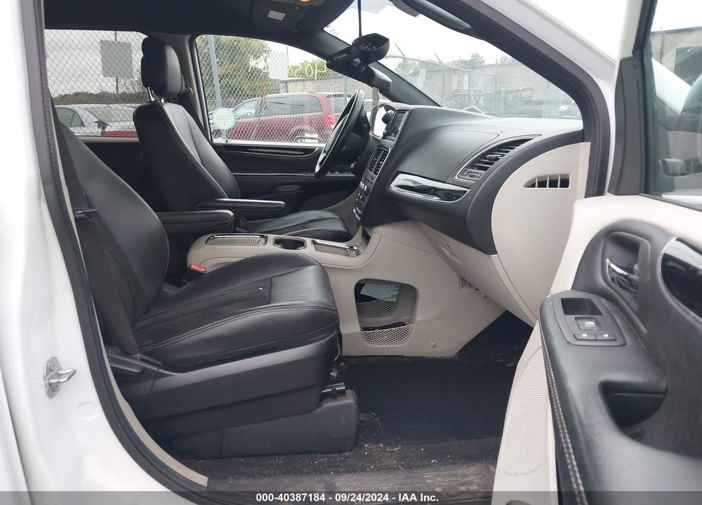 2019 DODGE GRAND CARAVAN SXT VIN: 2C4RDGCG2KR631516