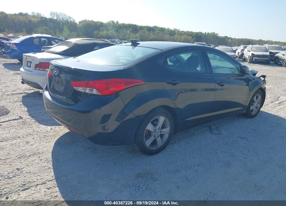 2013 HYUNDAI ELANTRA GLS VIN: 5NPDH4AEXDH452557