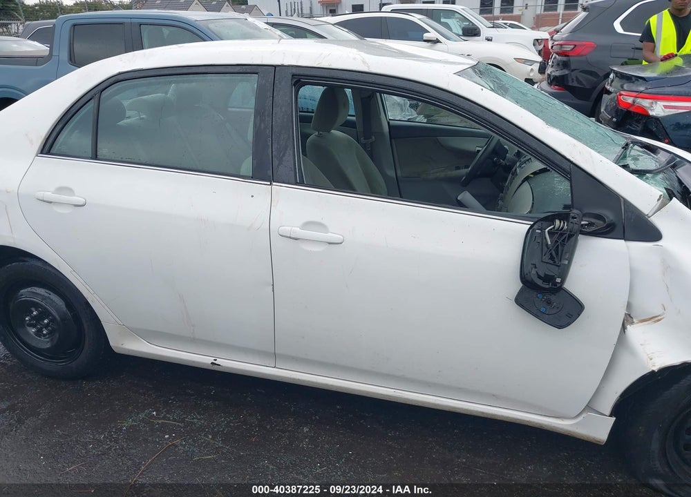 2012 TOYOTA COROLLA LE VIN: 2T1BU4EE5CC781133