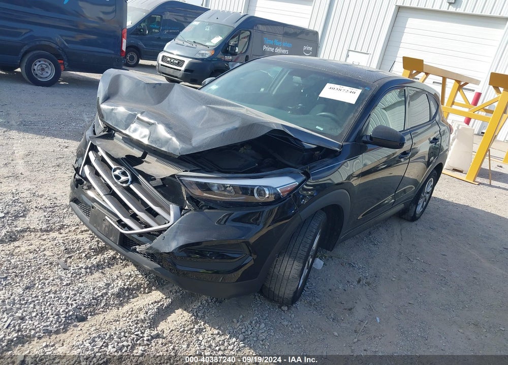 2016 HYUNDAI TUCSON SE VIN: KM8J23A45GU125172