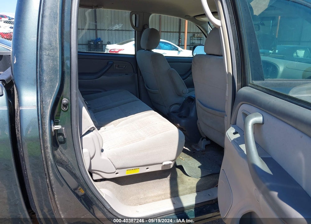 2005 TOYOTA TUNDRA SR5 V8 VIN: 5TBDT44125S483300