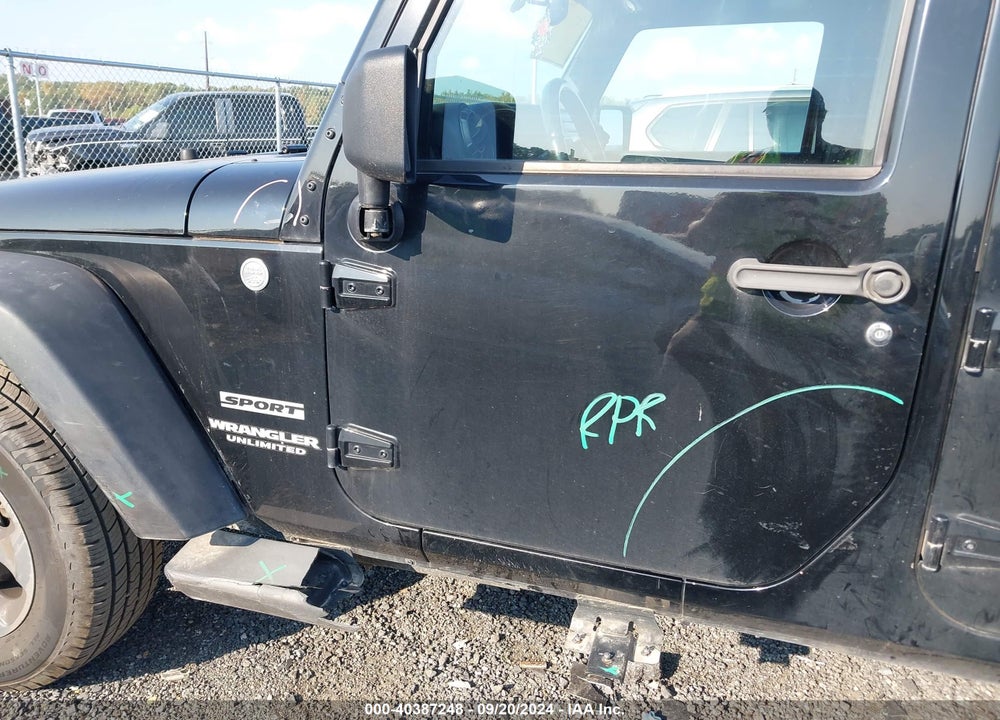 2011 JEEP WRANGLER UNLIMITED SPORT VIN: 1J4HA3H15BL529549