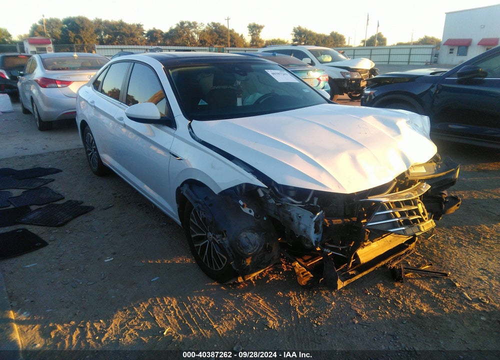 2019 VOLKSWAGEN JETTA 1.4T SEL VIN: 3VWE57BU0KM103027