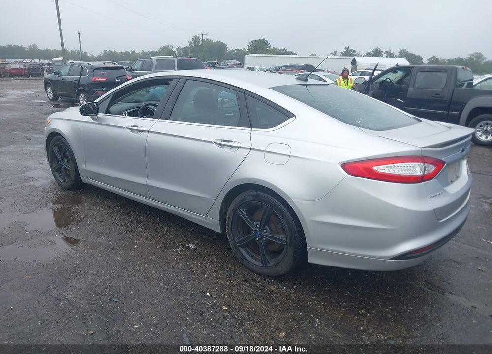 2016 FORD FUSION SE VIN: 3FA6P0HD9GR205684