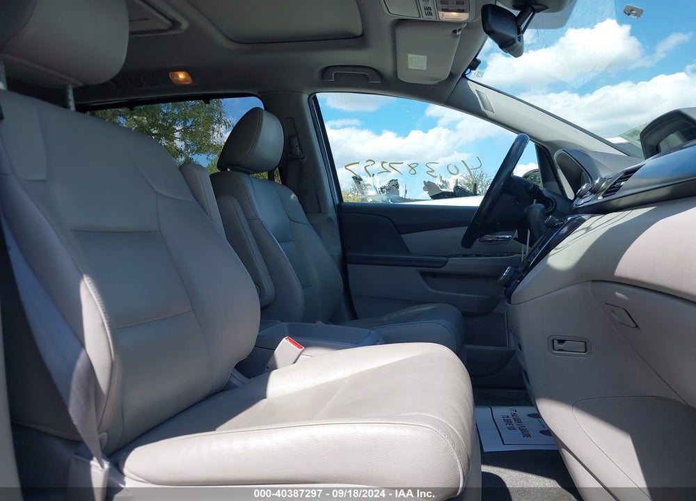 2016 HONDA ODYSSEY EX-L VIN: 5FNRL5H68GB101643