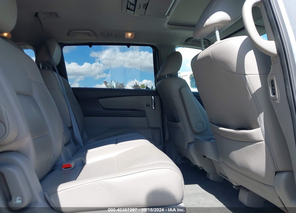 2016 HONDA ODYSSEY EX-L VIN: 5FNRL5H68GB101643