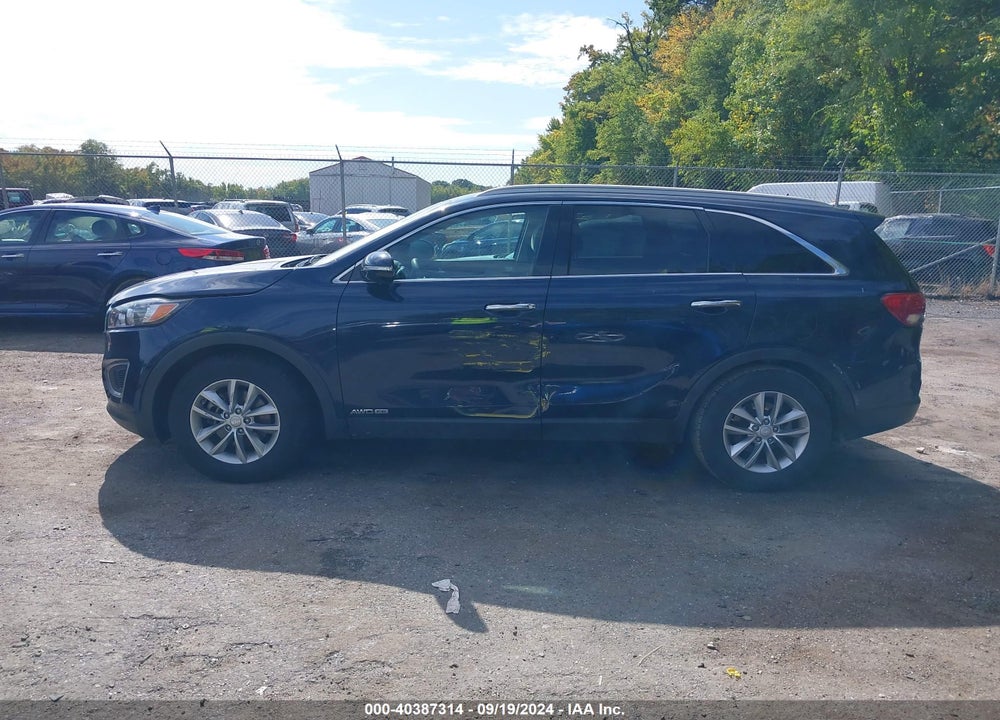 2017 KIA SORENTO 3.3L LX VIN: 5XYPGDA56HG322076