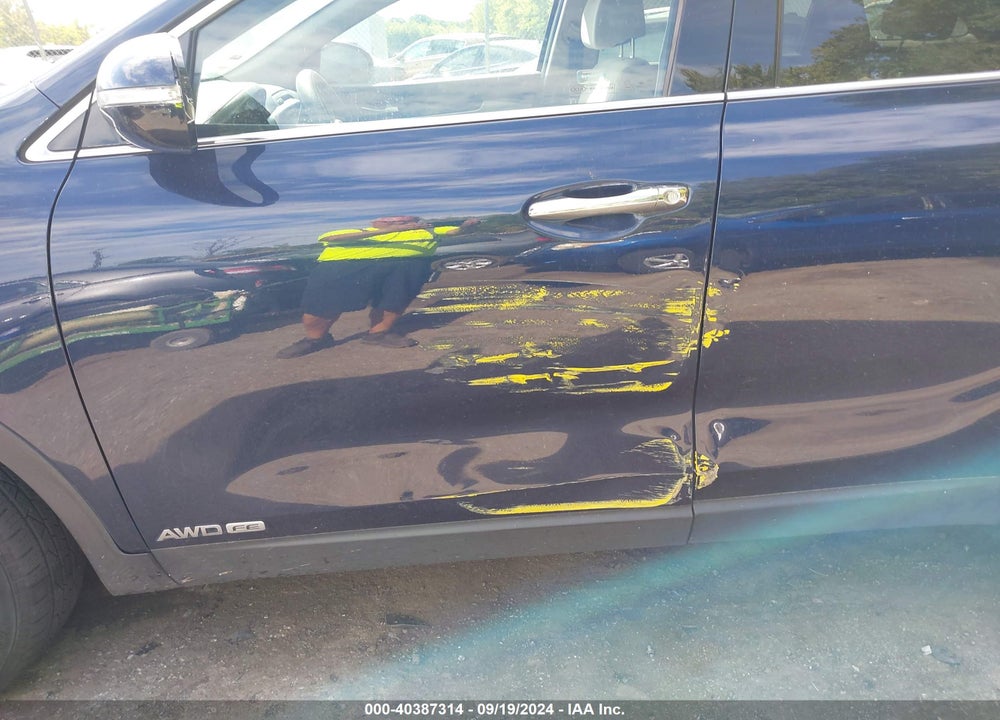 2017 KIA SORENTO 3.3L LX VIN: 5XYPGDA56HG322076