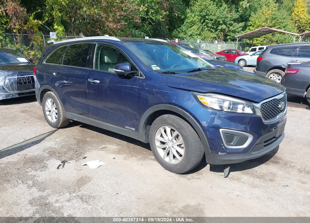 2017 KIA SORENTO 3.3L LX VIN: 5XYPGDA56HG322076