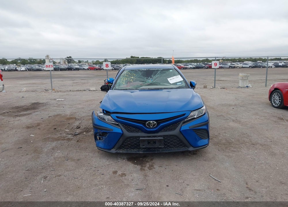 2019 TOYOTA CAMRY SE VIN: 4T1B11HK4KU186604