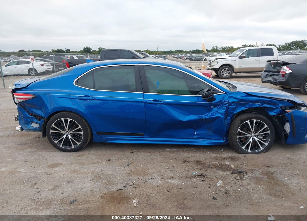 2019 TOYOTA CAMRY SE VIN: 4T1B11HK4KU186604