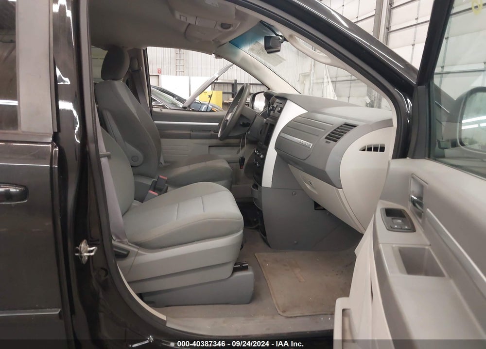 2010 DODGE GRAND CARAVAN SE VIN: 2D4RN4DE5AR164912