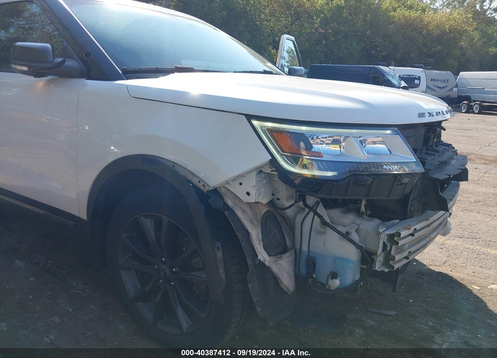 2017 FORD EXPLORER XLT VIN: 1FM5K8D8XHGC76201