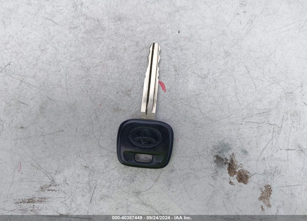 2003 TOYOTA MATRIX STANDARD VIN: 2T1KR32E53C062965