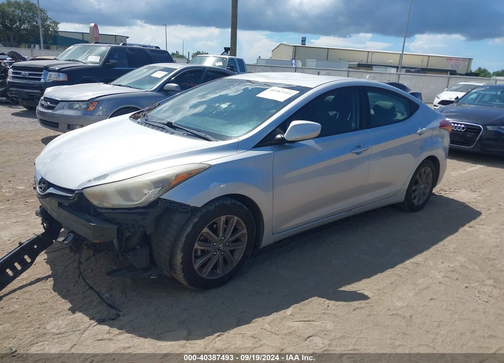 2014 HYUNDAI ELANTRA SE VIN: KMHDH4AE7EU038932