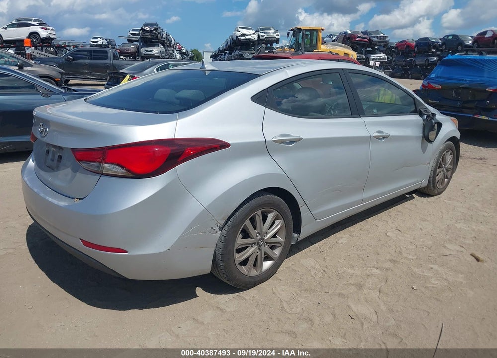 2014 HYUNDAI ELANTRA SE VIN: KMHDH4AE7EU038932