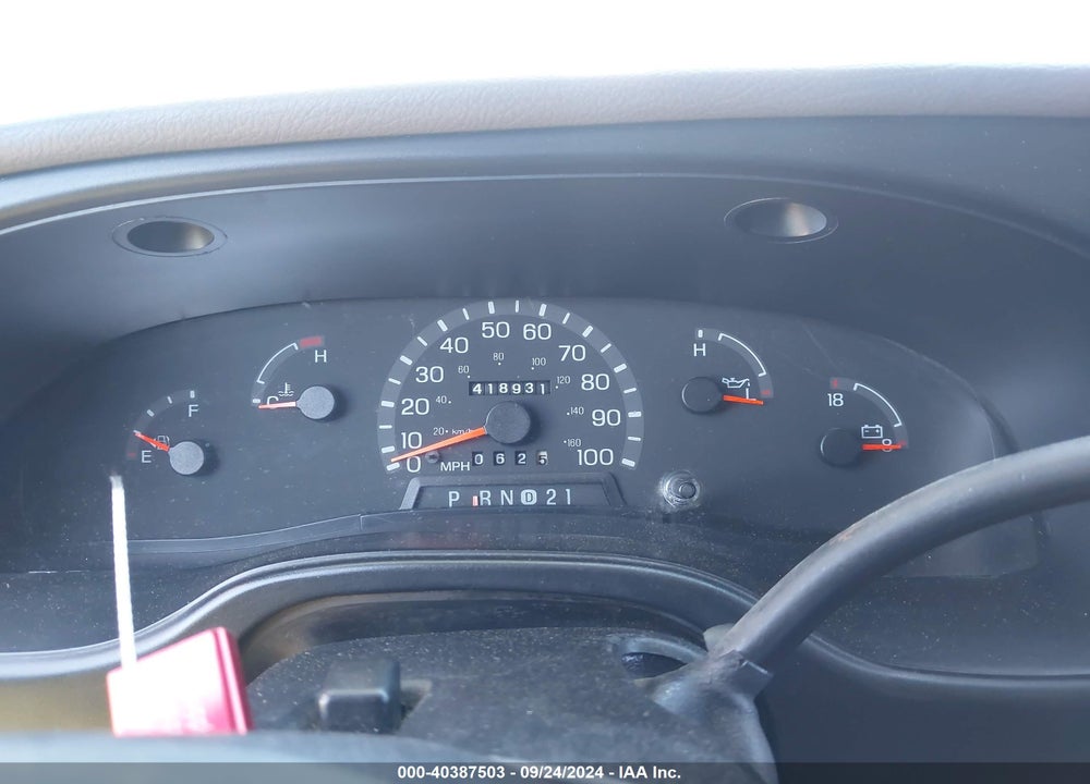 2000 FORD E-150 RECREATIONAL VIN: 1FDRE14W3YHC01431