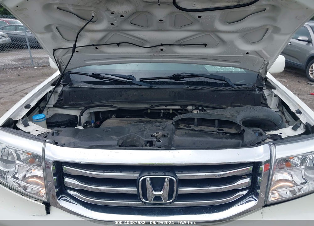 2013 HONDA PILOT TOURING VIN: 5FNYF4H9XDB021120