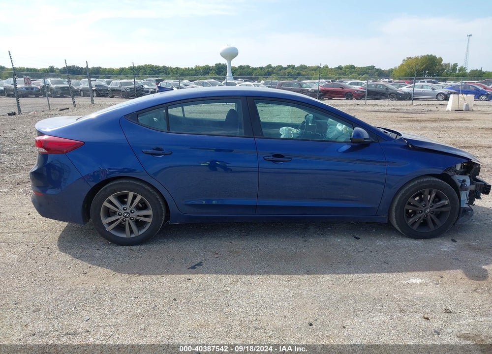 2018 HYUNDAI ELANTRA SEL VIN: 5NPD84LF8JH270535