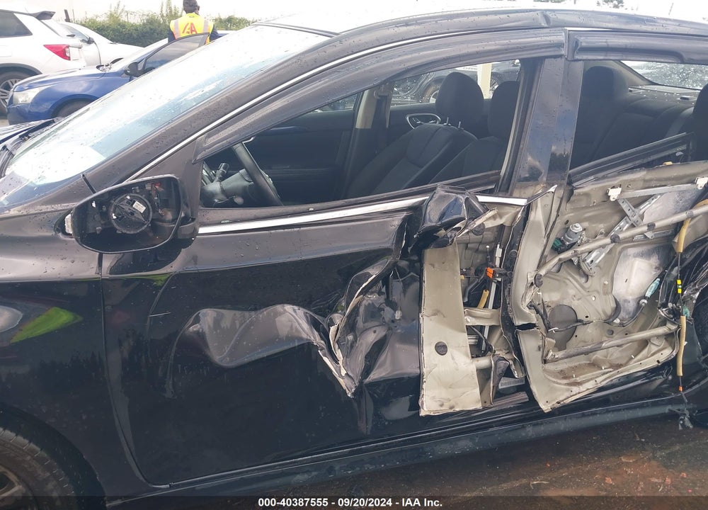 2018 NISSAN SENTRA SR VIN: 3N1AB7AP9JY288307