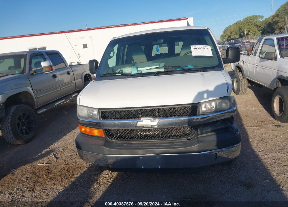 2010 CHEVROLET EXPRESS 2500 LT VIN: 1GAZGRDGXA1174113