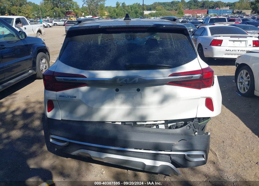 2023 KIA SELTOS VIN: KNDETCA23P7463606