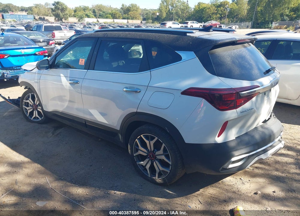 2023 KIA SELTOS VIN: KNDETCA23P7463606