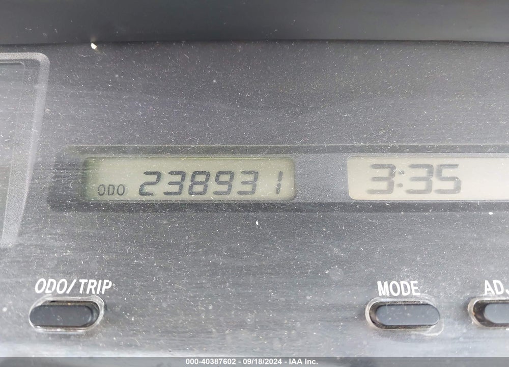 2003 TOYOTA AVALON XL VIN: 4T1BF28B83U290540
