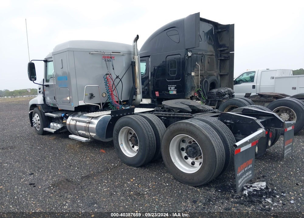 2015 MACK CXU613 CXU600 VIN: 1M1AW09Y2FM043218