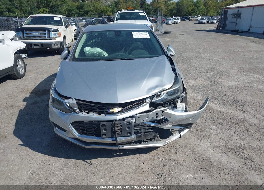 2018 CHEVROLET CRUZE LT AUTO VIN: 1G1BE5SM9J7136362