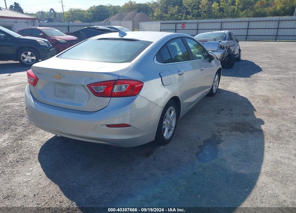 2018 CHEVROLET CRUZE LT AUTO VIN: 1G1BE5SM9J7136362