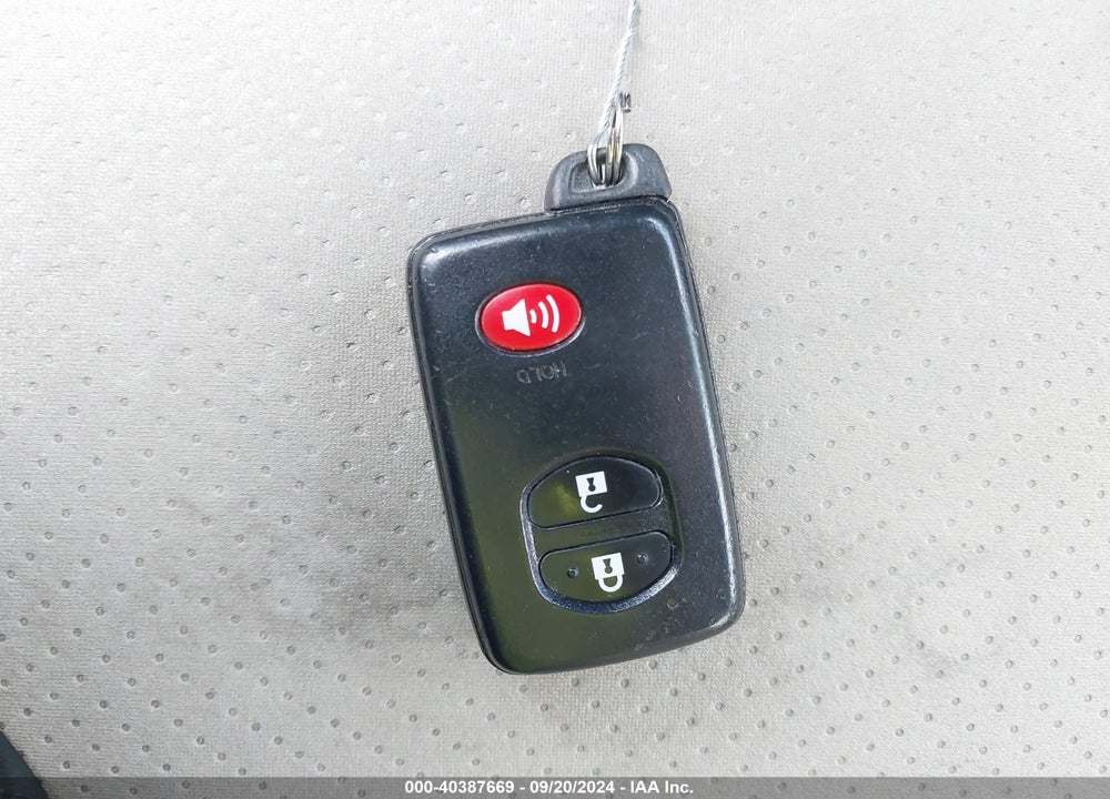 2010 TOYOTA PRIUS II VIN: JTDKN3DU3A0087130
